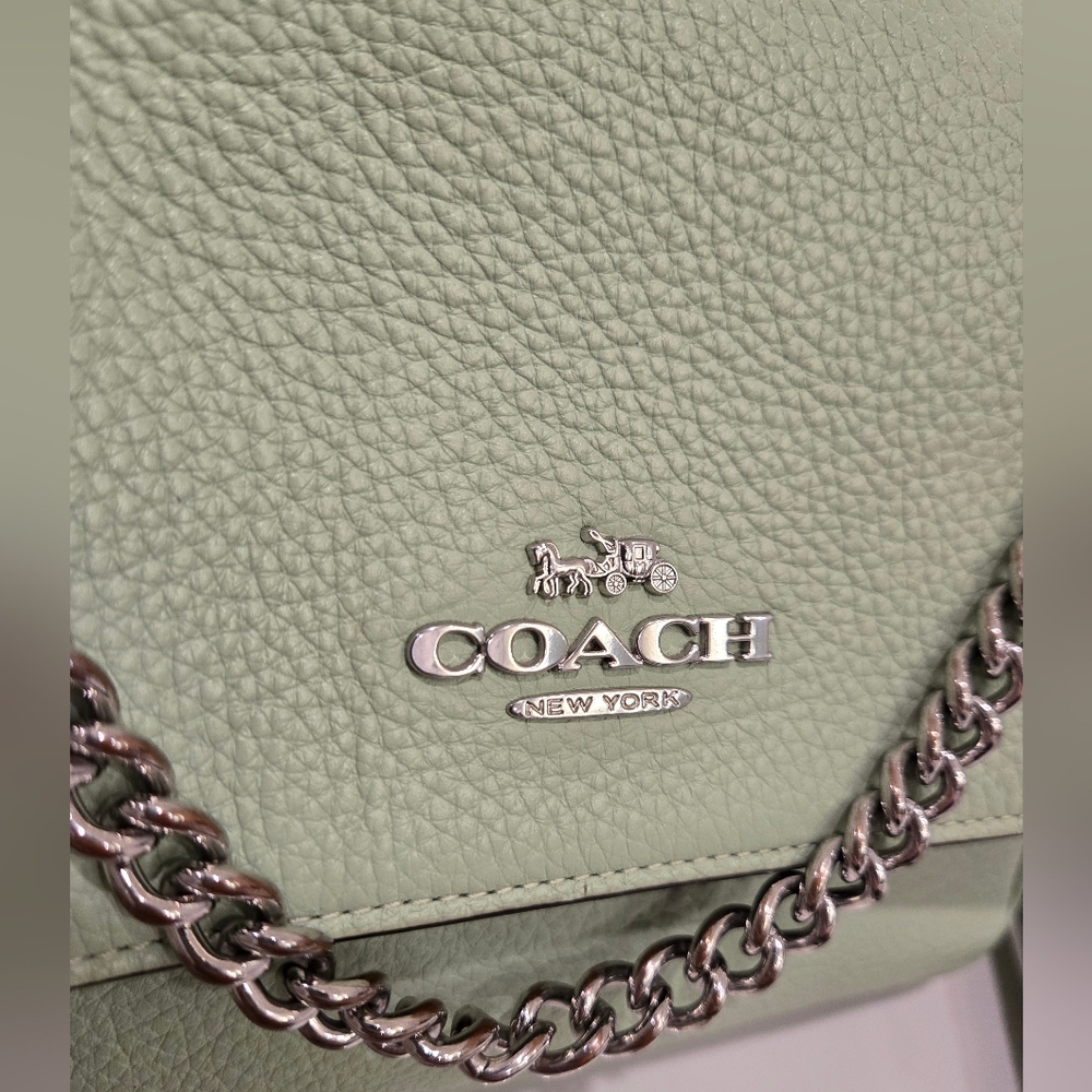 Coach 2023 Klare Chain Crossbody 25 Pistachio Leather Bag - Picture 4 of 16